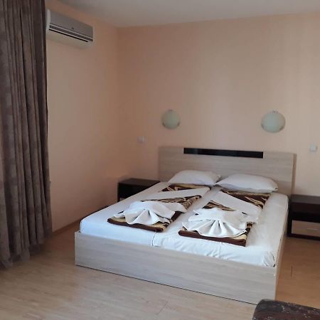 Guest House Lazur 오브조르 외부 사진