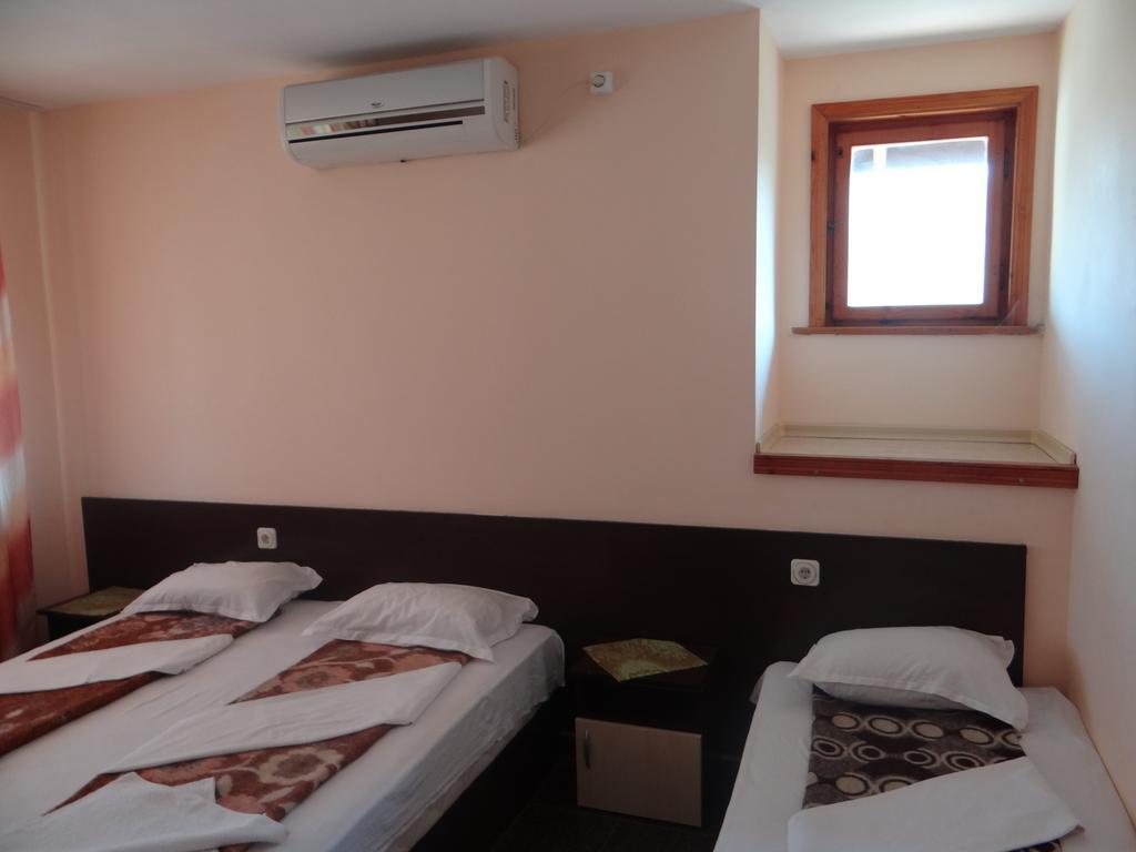 Guest House Lazur 오브조르 객실 사진