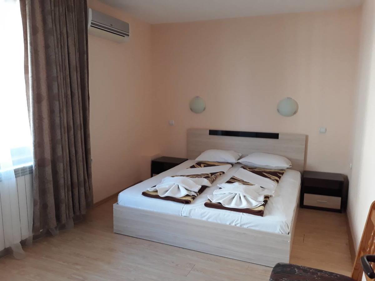 Guest House Lazur 오브조르 외부 사진