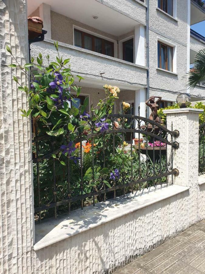 Guest House Lazur 오브조르 외부 사진